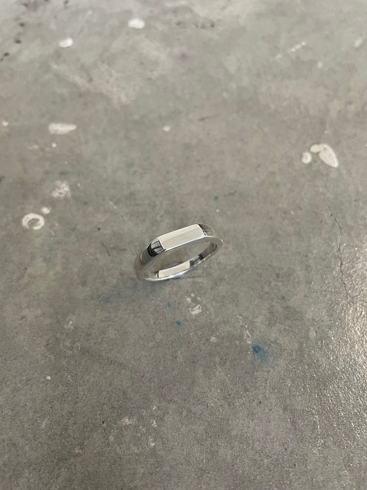 Mini Old Fashioned Ring