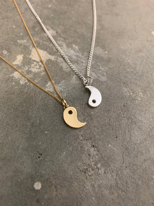 Yin Yang Necklace Set