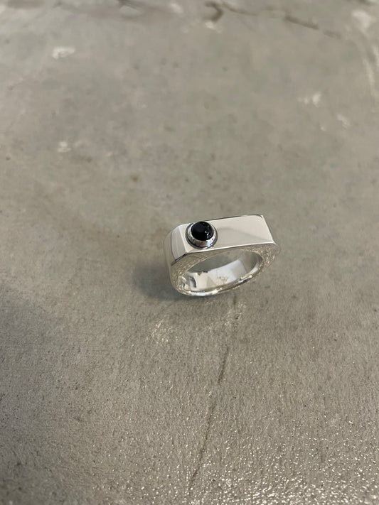 Bezel Set Flat Top Band