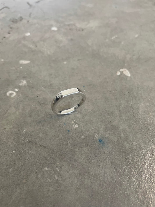 Mini Old Fashioned Ring