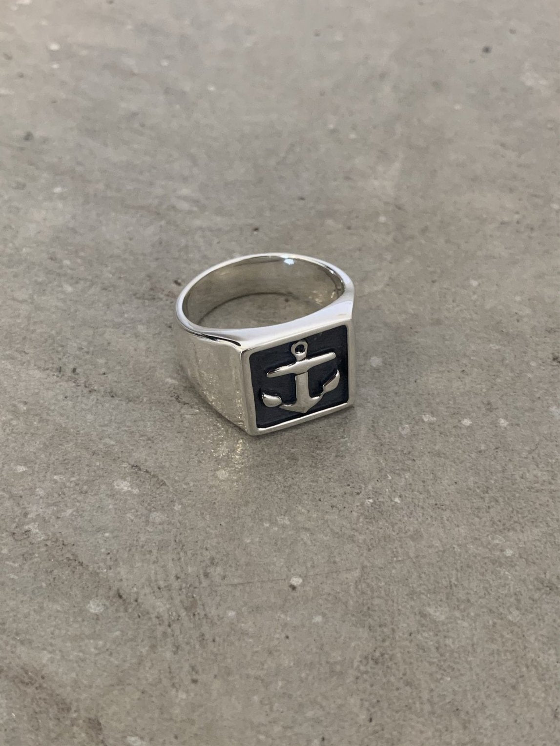 Anchor Square Signet Ring